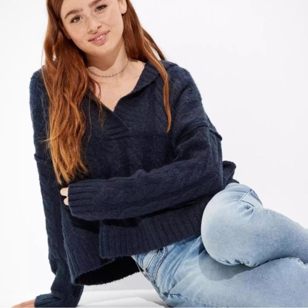American Eagle Navy Hoodie Sweater